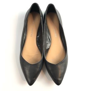 Audrey Brooke Nora Black Leather flats 6M